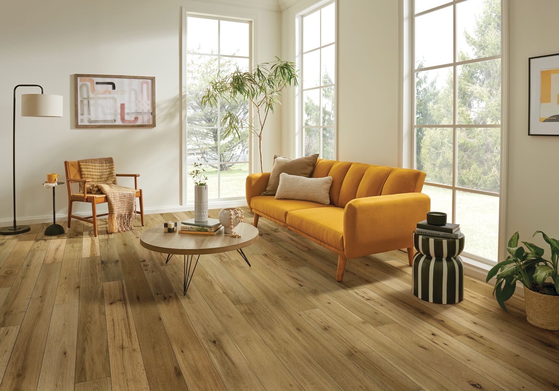 Nature's Canvas Honeyed Gold Engineered Hardwood EKNC63L09W